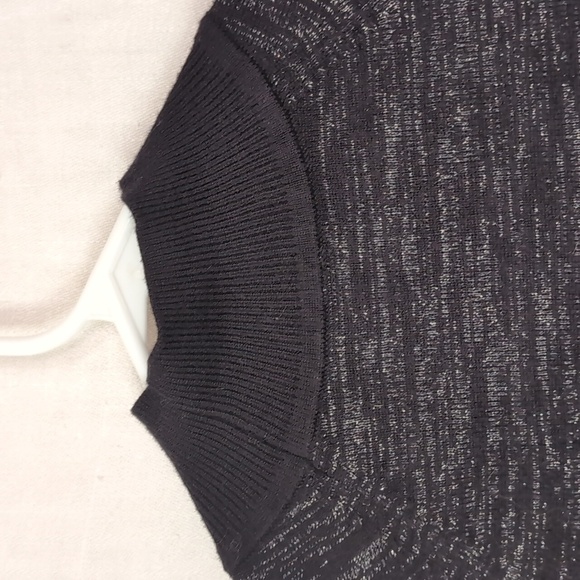 Lululemon Soft Shine Black Metallic Mock Neck Cashlu Sweater Size 6 - Picture 5 of 6